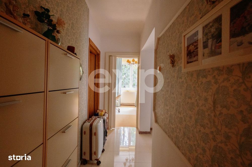 Apartament 4 camere in casa tip elvetian, cu teren propriu, garaj si g