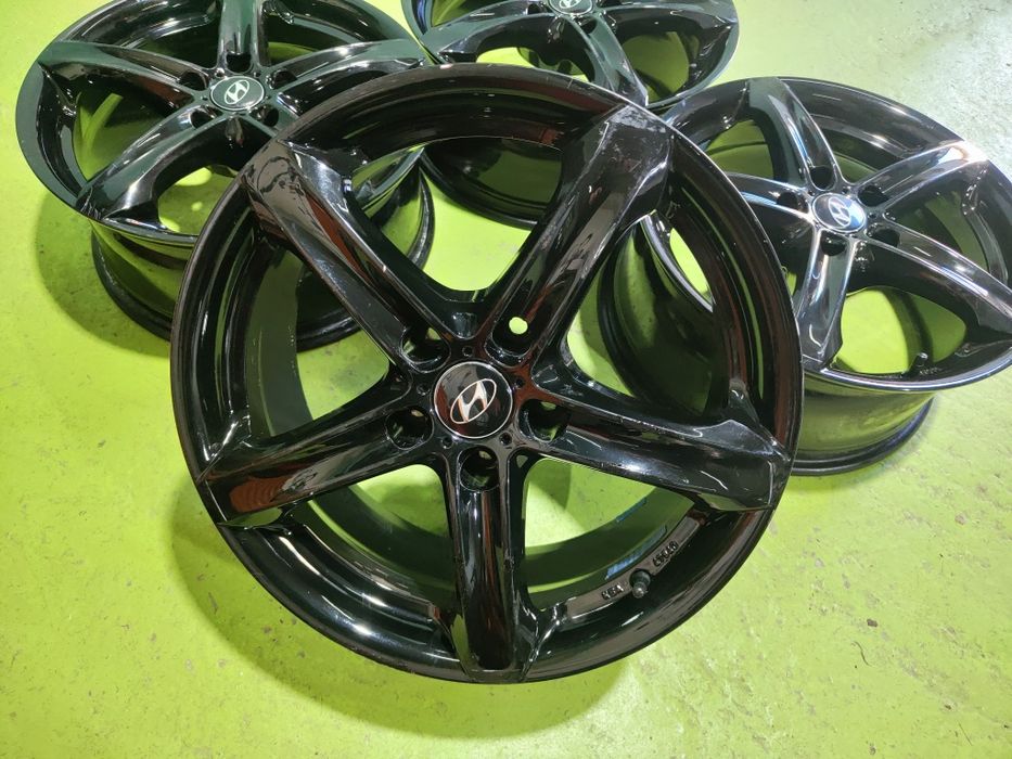 17 5x114.3 Hyundai Kia лети джанти 5х114.3 черни