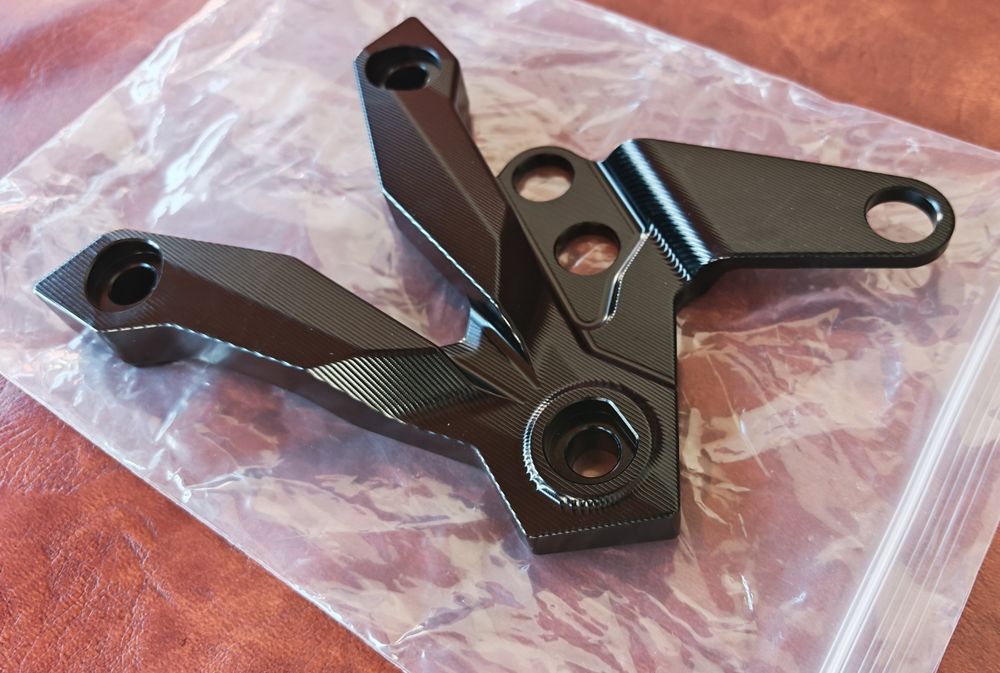 NOU Suport scarita stânga Kawasaki Z750 2007-2012