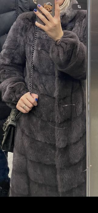 Продам норковую шубу