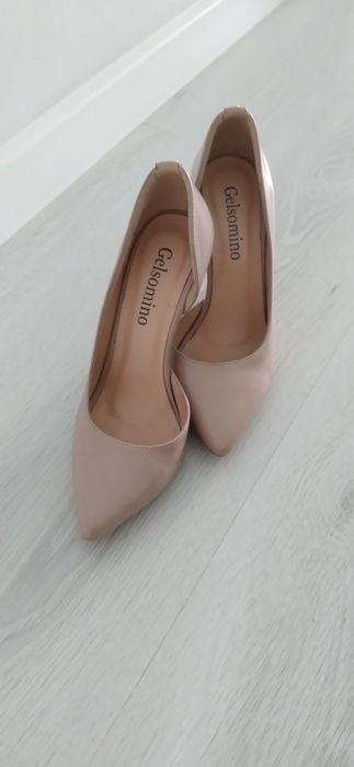 Базовые туфли 34 размер