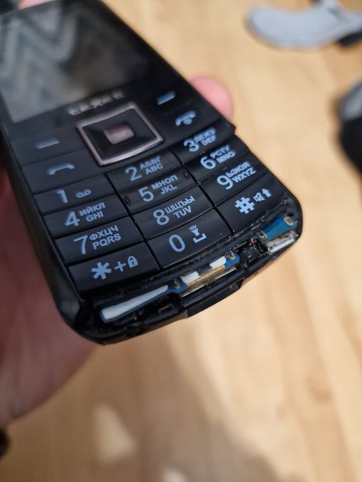 Телефон Texet D328