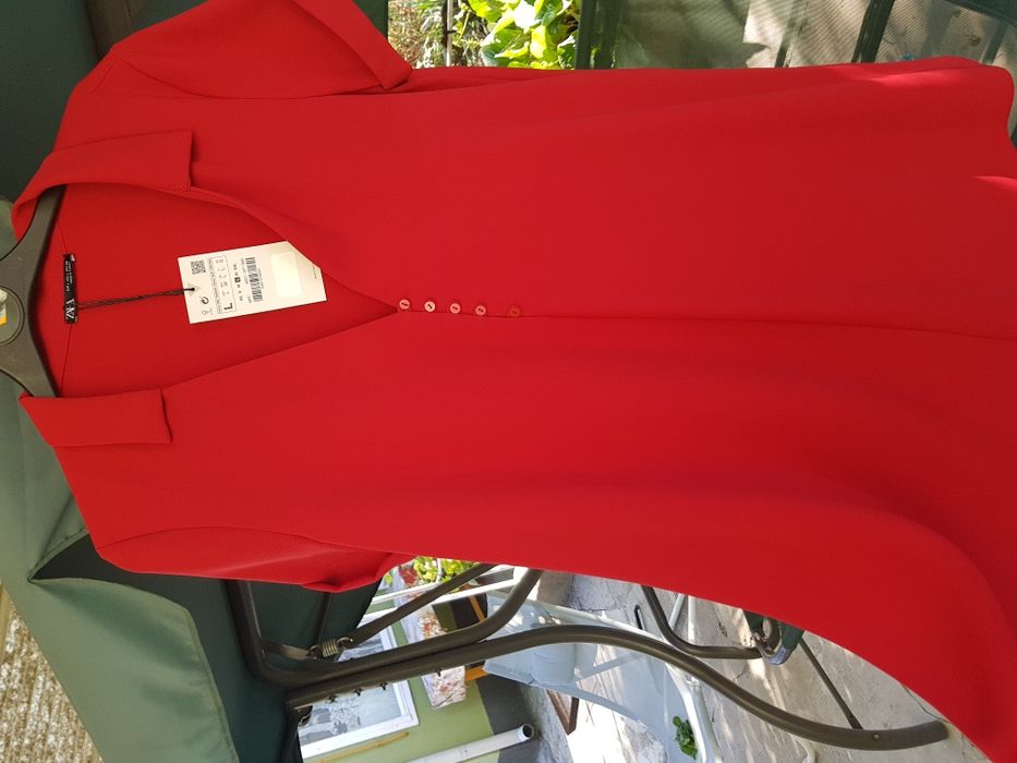 Rochii Zara marime L noi cu eticheta. Lungime 90 cm