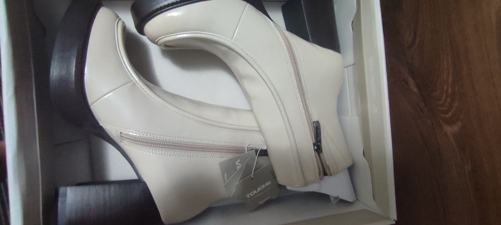 Tamaris Нови боти намалени