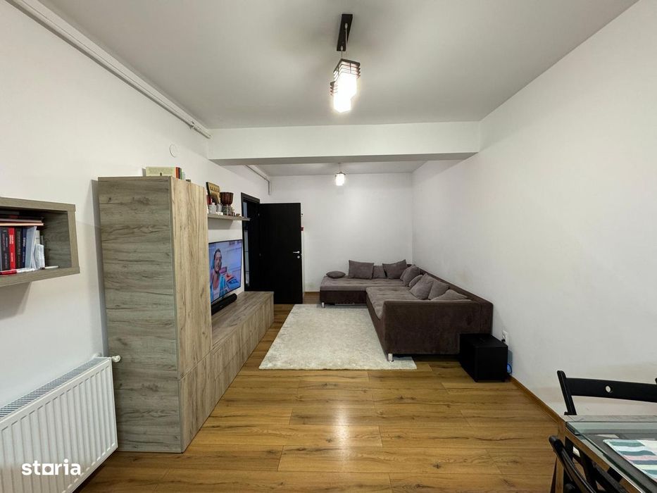 Apartament 3 camere complet mobilat si utilat, 9 Mai