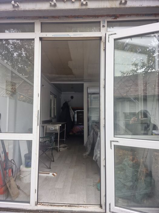 Продам контейнер киоск 20т утеплённый
