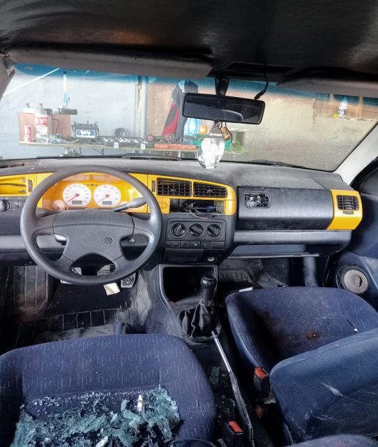 Usa stanga fata Volkswagen VW Golf a 3-a generatie