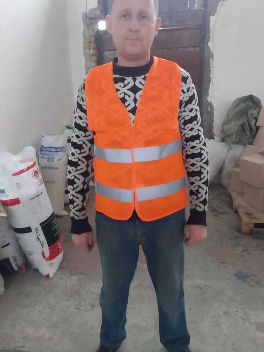 Жилет. Сигнальный жилет. Отражатель жилет. Jilet. Otrajatel jilet