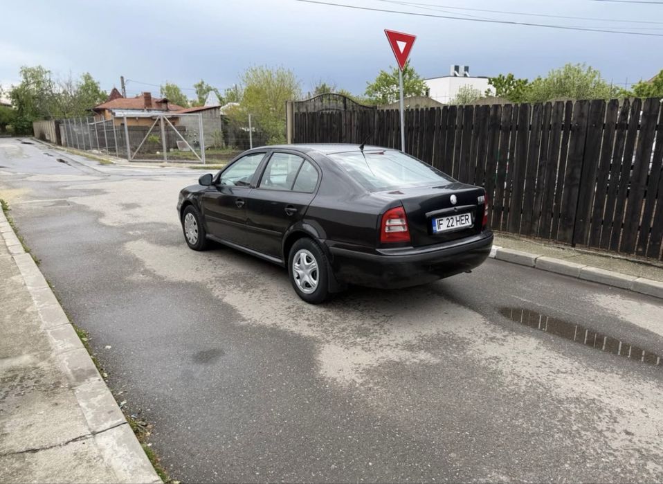 SKODA Octavia 2010 — imagine 2