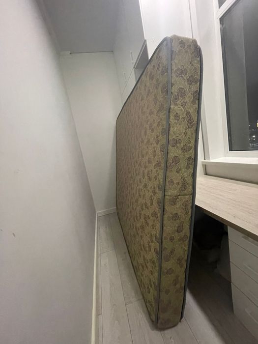 Матрас размер 180х200 см