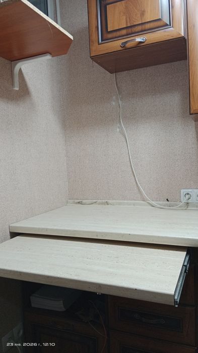 Куханный гарнитур из дерева