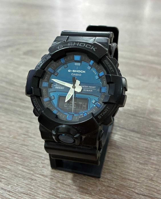Часовник Casio G-Shock GA-810