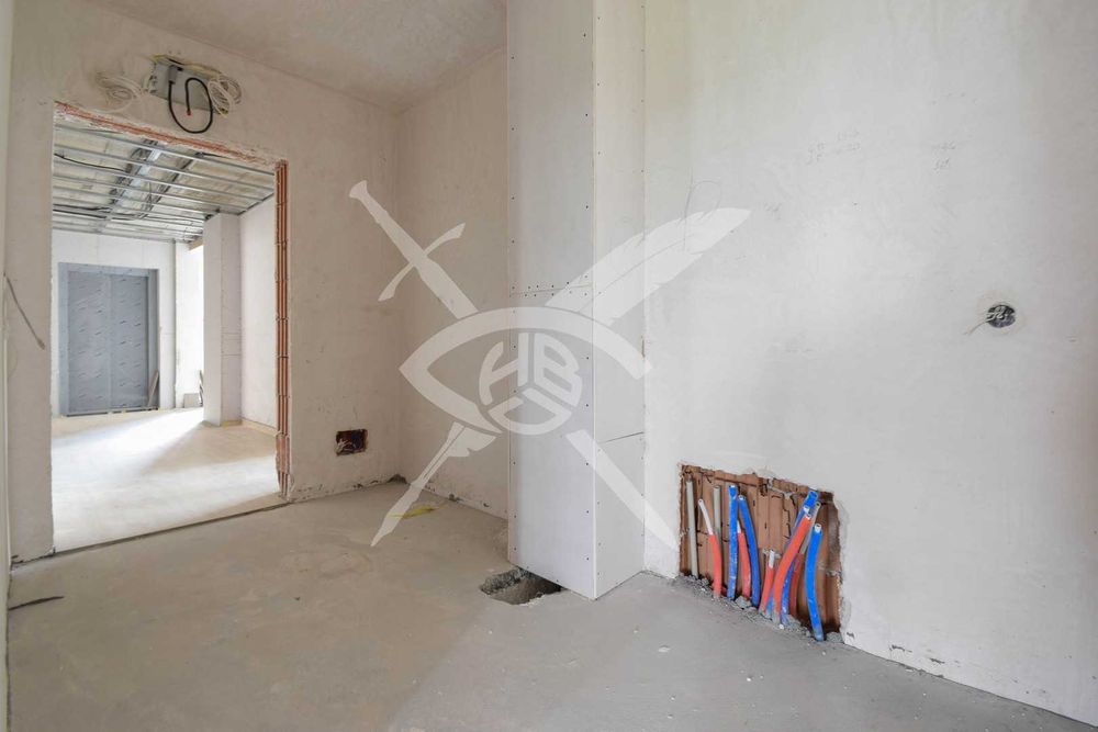 Продава се Тристаен апартамент в София, Студентски град - 122 кв.м за 1197 €/кв.м - Снимка #12