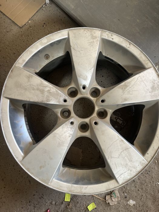 Диски на BMV на 18