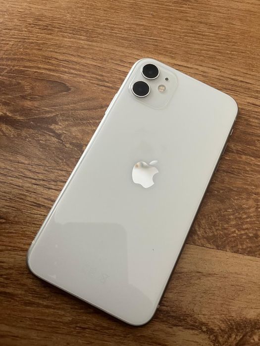 Telefon IPhone 11