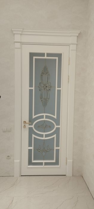 Установка межкомнатных дверей мдф