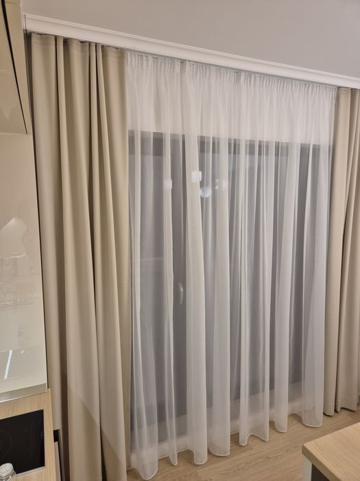 4 броя нови висококачествени завеси Adeco, цвят беж/крем