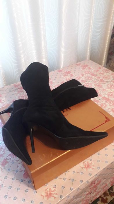 сапожки молодежные  женские