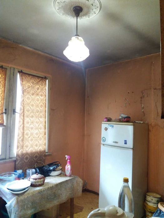 Продава се Двустаен апартамент в Шумен, Център - 65 кв.м за 534 €/кв.м - Снимка #2