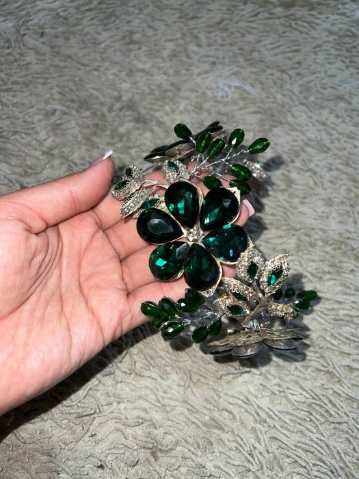 Аксесуры для невесты отл состоянии