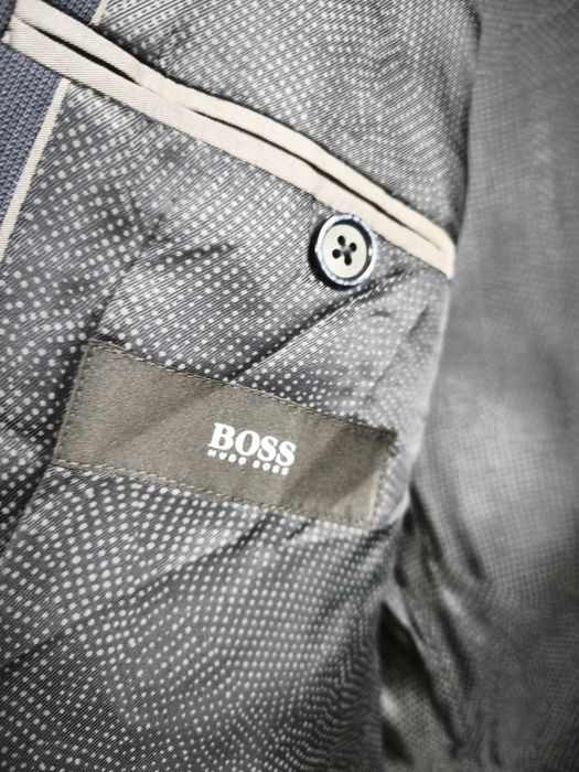 Boss, ново мъжко сако, размер М