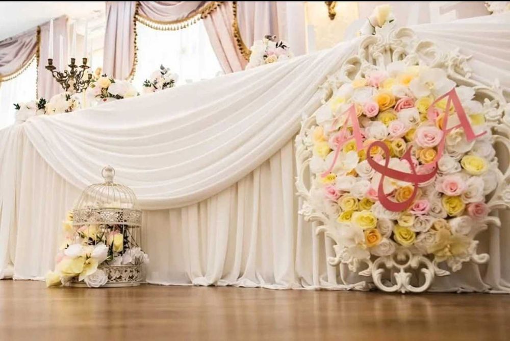 Aranjamente florale și suporți