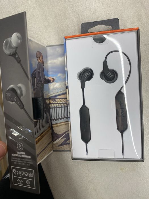 Jbl endurancerun BT by HARMAN слушалки за тичане