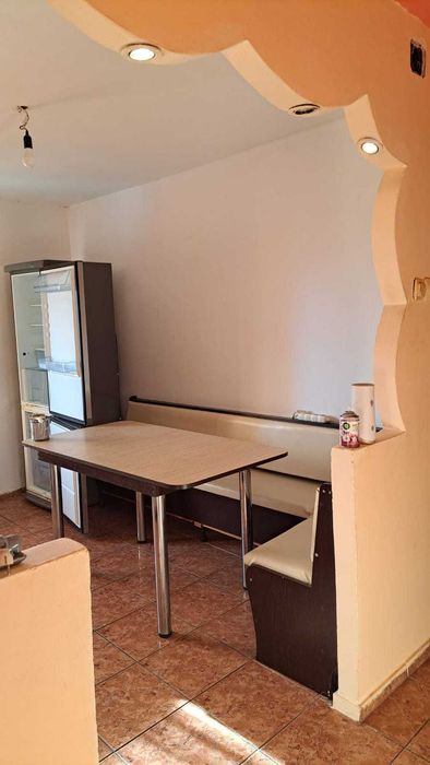 Închiriez apartament 2 camere
