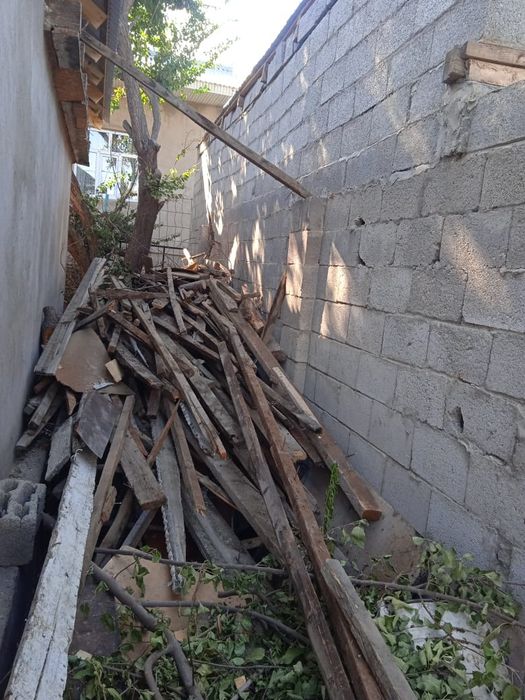 Дрова, бесплатно.