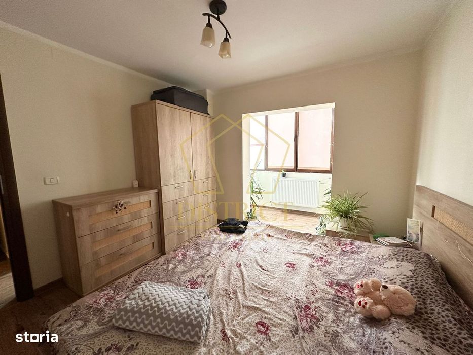 Apartament spatios cu 3 camere | Calea Sagului