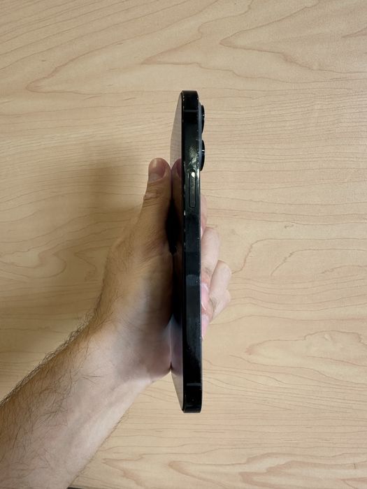 Продам IPhone 14 pro max 256gb