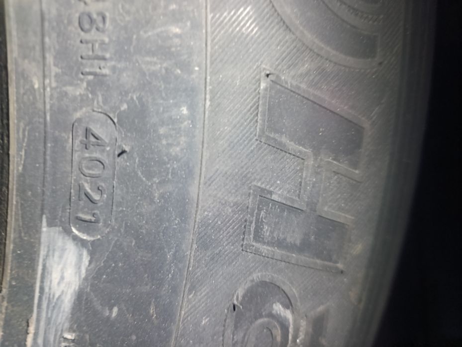 Продам резину 385/ 55 - 22.5