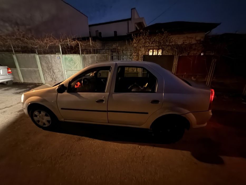 Logan 2012 1.2 benzina cu gaz