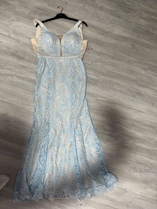 Официална синя рокля