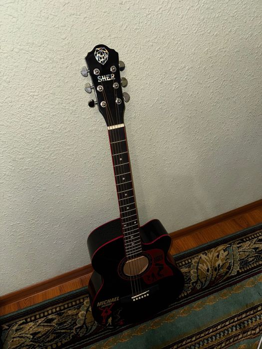 Гитара 6 струнная в хорошем состоянии