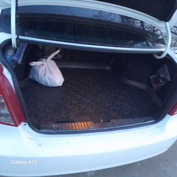 Chevrolet Lasetti 16 aftomat 2013