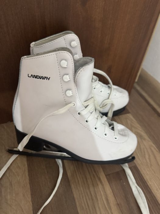 Коньки детский белый