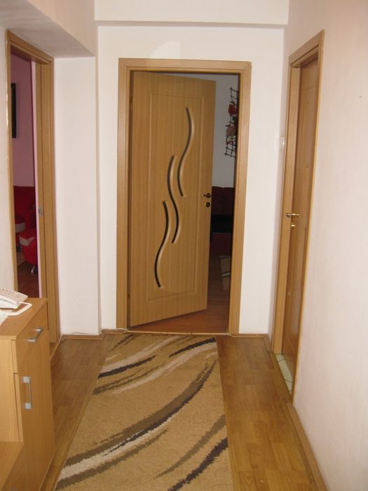 Apartament 2 camere spațios, etaj 1, zonă liniștită – Târgu Mureș