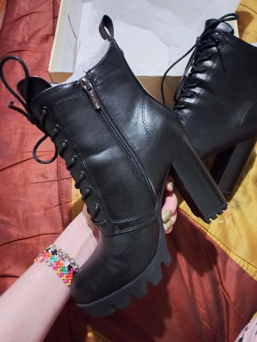 Продам ботильоны