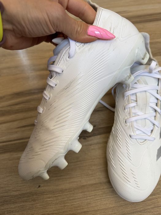 Футболни обувки adidas PREDATOR LEAGUE MG ! 40 н