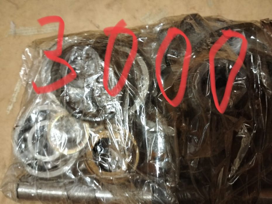 Продам запчасти на технику