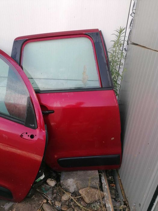 Врати за Ситроен C3 Пикасо от 2015г