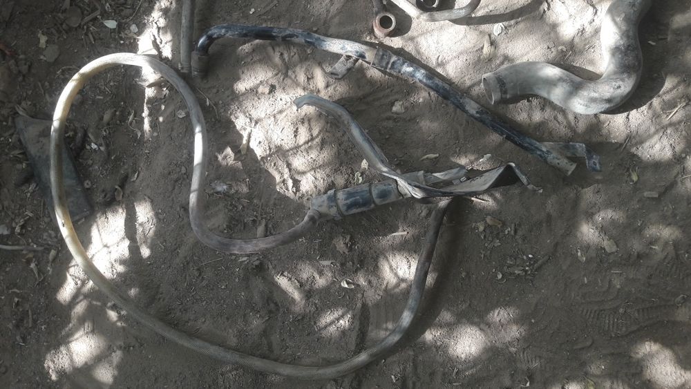 Продам трубки АУДИ С4 2.8