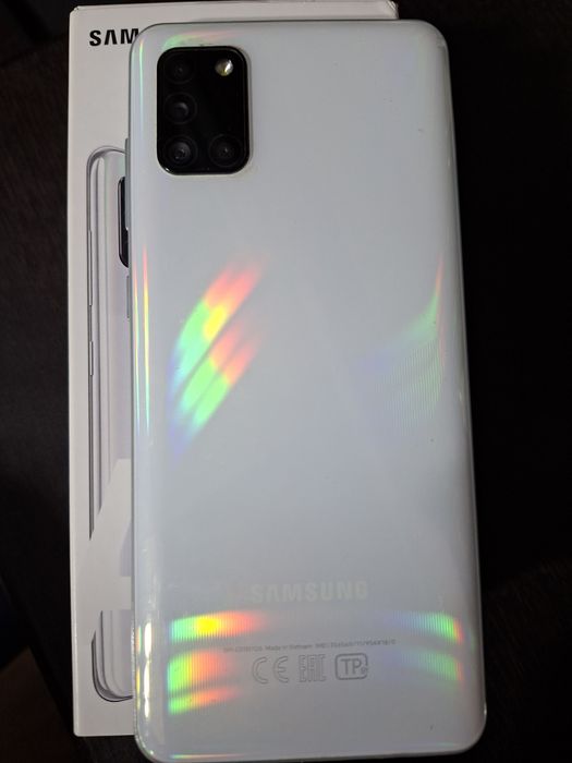 Продам телефон самсунг