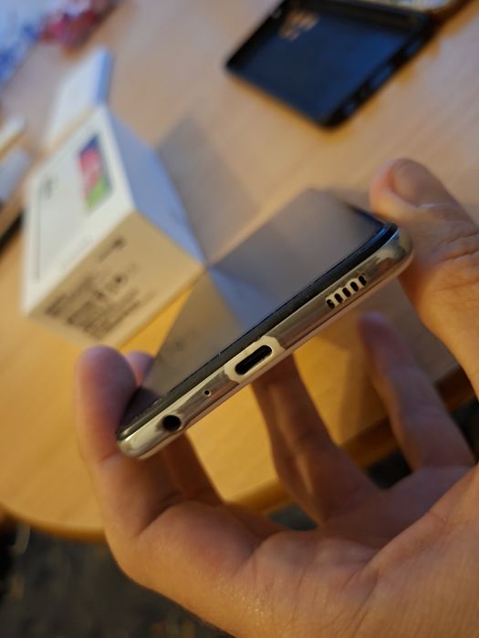 Samsung Galaxy A52
