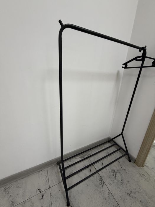 Вешалка для верхней одежды