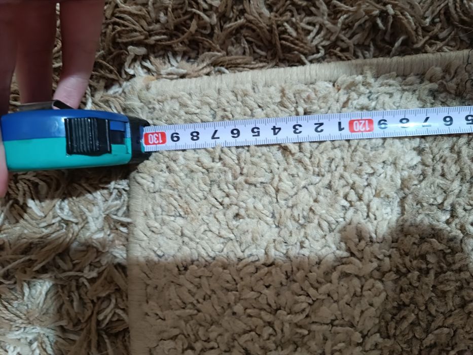 Използван  килим.