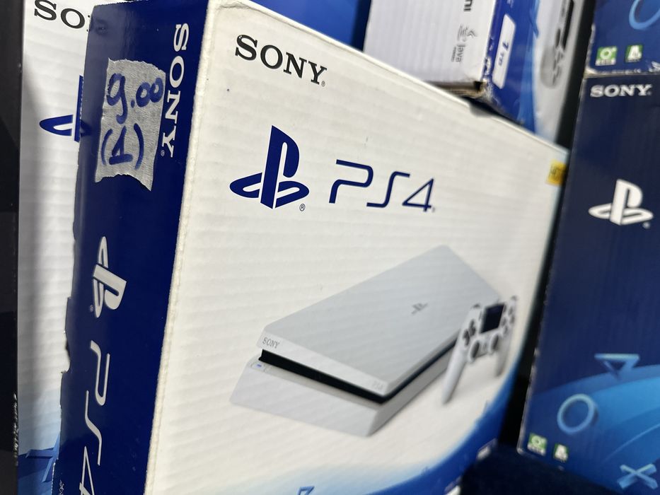 Playstation4 slim pro 1TB игры на борту 15-20 шт оригинал гарантия 1 г