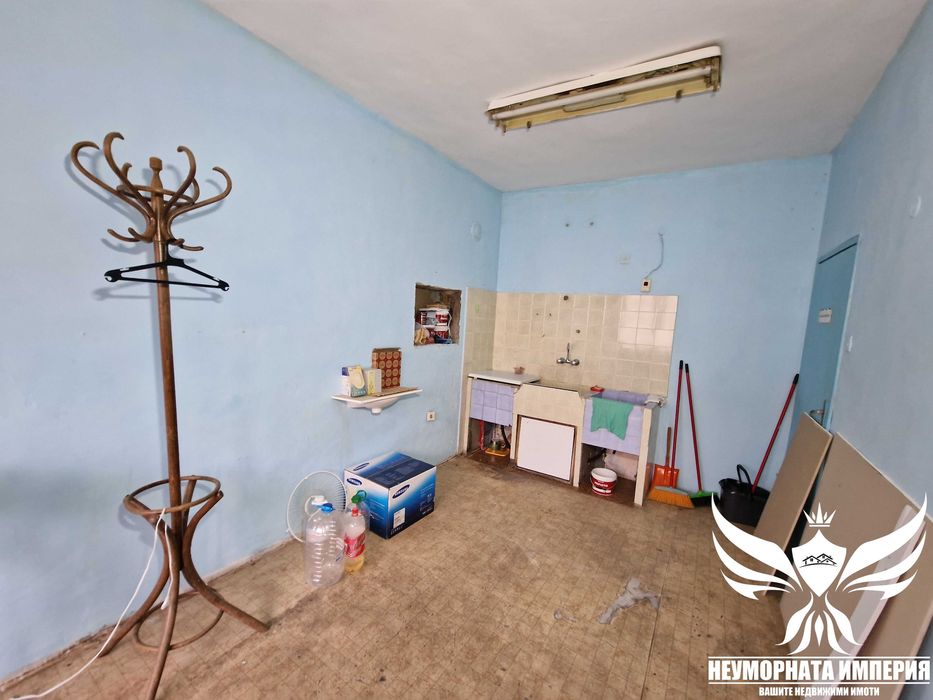 Продавам помещение/офис/аптека с РЗП 175кв. в с.Старосел, общ. Хисаря