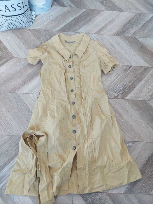 Платье с дефектом